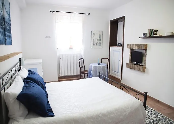 Il Cedro Del Libano * ポンテ・サン・ジョヴァンニ